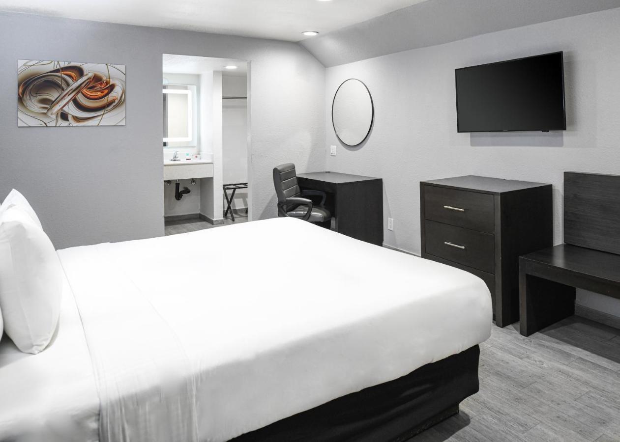 Hollywood Inn Express Lax Inglewood Dış mekan fotoğraf