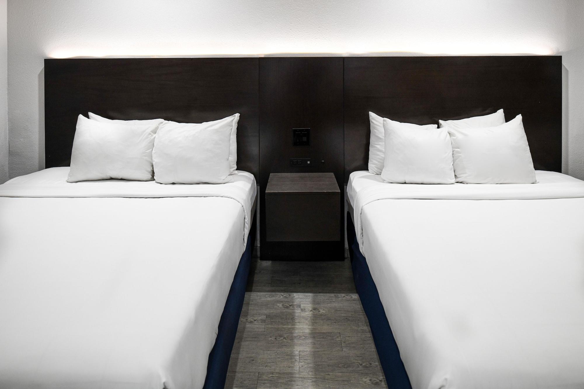 Hollywood Inn Express Lax Inglewood Dış mekan fotoğraf